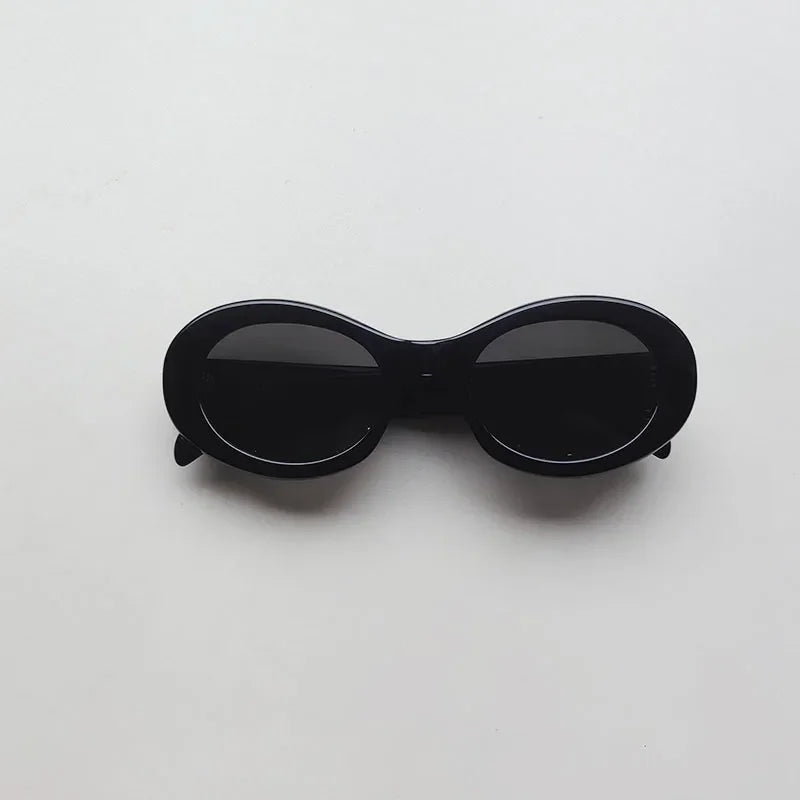 🕶 Triomphe Oval Luxe