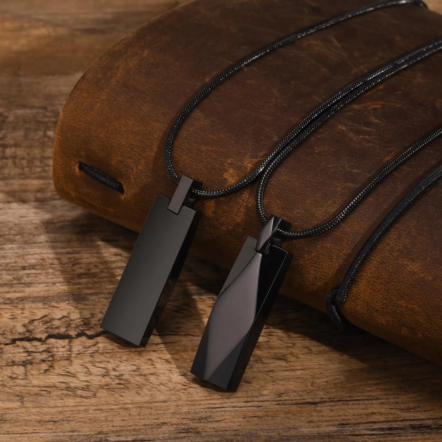 Vnox GeoEdge Pendant