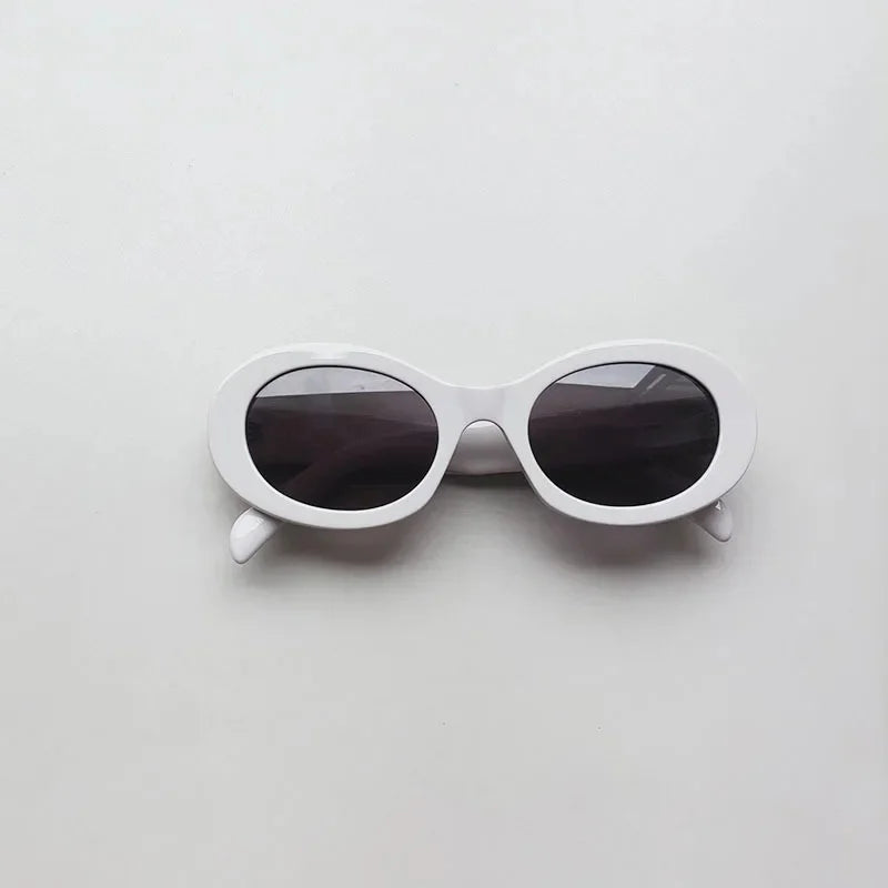 🕶 Triomphe Oval Luxe