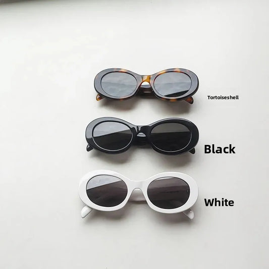 🕶 Triomphe Oval Luxe